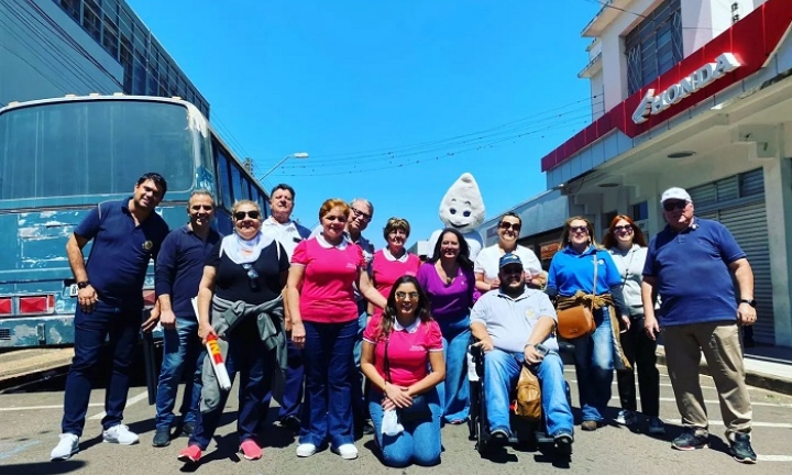 Rotary Club de Avaré participa do Desfile de Aniversário da cidade