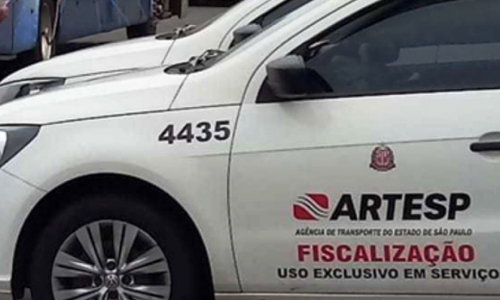 Fiscalização da ARTESP ao transporte intermunicipal vistoriou veículos em Avaré