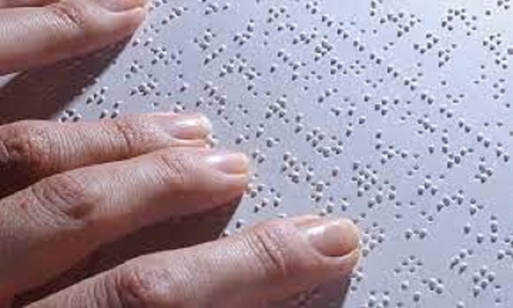 Lei obriga cartórios de SP a disponibilizar certidões em braille