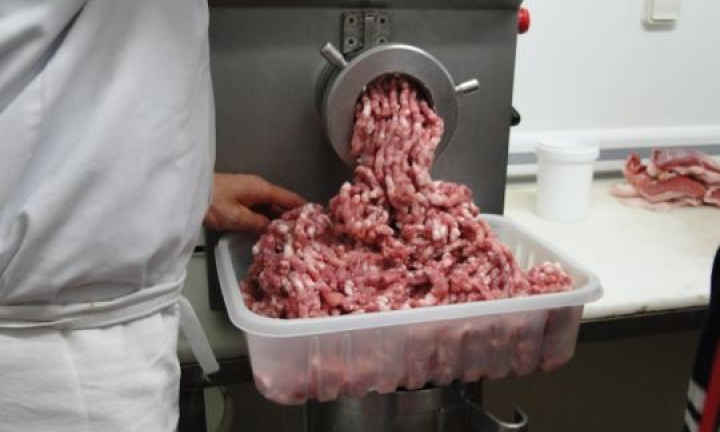 Governo de SP regulamenta a comercialização de carne moída fracionada