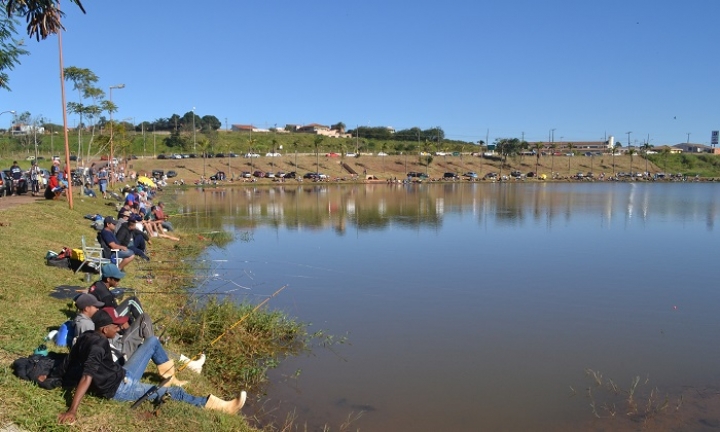 Final de semana vai ter torneio de pesca no Lago Bertha Bannwart