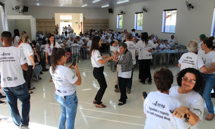 Evento da SEMADS faz alerta sobre violência contra o idoso em Avaré