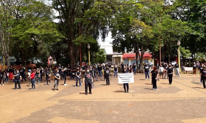 Professores municipais realizam novo protesto nesta quinta-feira