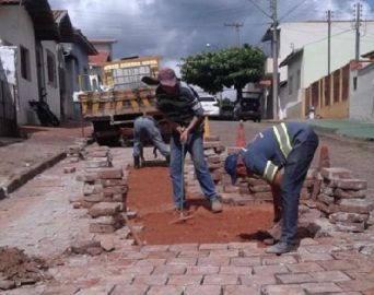 Prefeitura recupera estragos provocados pelas chuvas