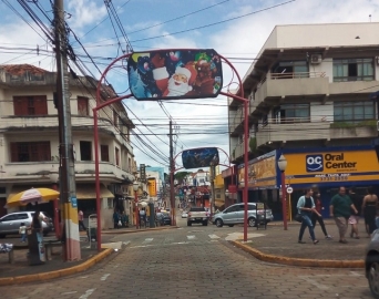 Comércio de Avaré abre neste domingo (18) até às 17 horas