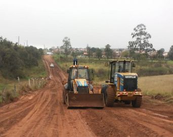 Prefeitura inicia obra de pavimentação da Avenida Vereador Paulo Ward