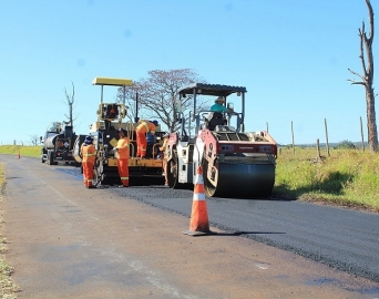 Estrada da Ponte Alta é recapeada pela Prefeitura de Avaré