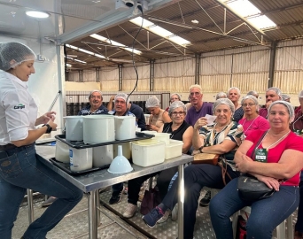 Produção de queijo artesanal foi tema de curso em Avaré