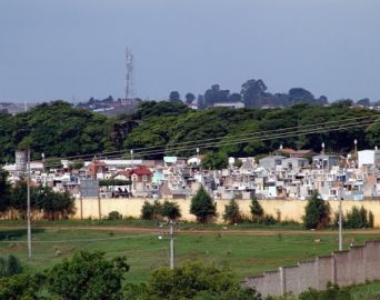 Finados: reformar túmulo após 27 de outubro pode gerar multa