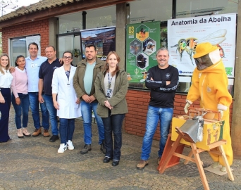 Iniciativa privada celebra o Dia Nacional da Abelha em Avaré