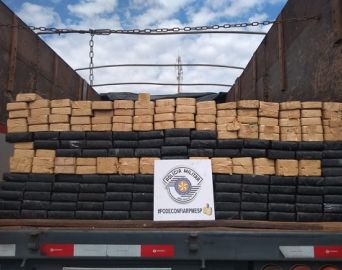 Polícia Rodoviária apreende cocaína pura e pasta base na Castello