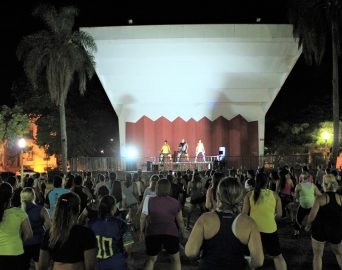 Concha Acústica tem aula gratuita de dança toda quarta-feira