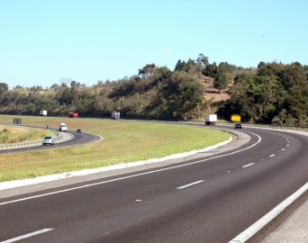 Rodovia João Mellão passa por serviços de manutenção até dia 08