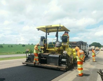 Trecho da SP-255 entre Avaré e Itaí passa por obras entre 19 e 21 de dezembro