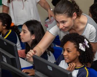 Instituto CCR lança curso gratuito para professores do Ensino Fundamental