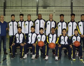 Faculdade Eduvale apoia o time de Basquete da SEME de Avaré