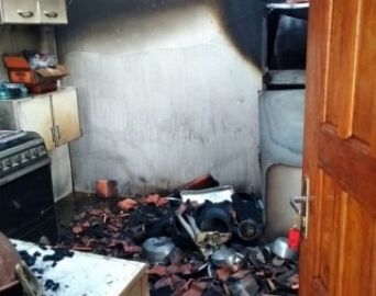 Incêndio atinge casa de veraneio na Represa