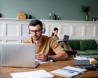 16 cursos online gratuitos para estudar nas férias de julho. Faça sua inscrição!