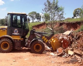 Prefeitura realiza nova limpeza na estrada Vera Cruz/Ipiranga