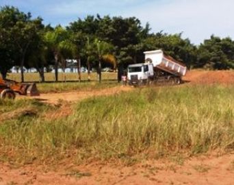 Empresário diz que retirada de terras foi autorizada