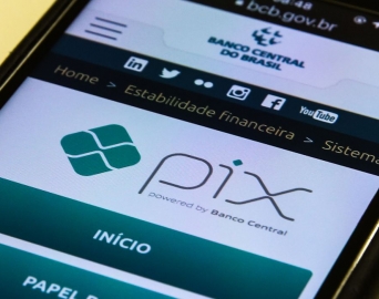 Procon alerta sobre cobrança indevida no Pix após notícias falsas sobre taxação