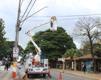 Prefeitura de Avaré inicia instalação de lâmpadas de LED em toda a cidade