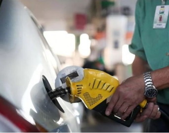 Preço da gasolina nas bombas pode cair a R$ 4,80 e diesel a R$ 4,86 em junho