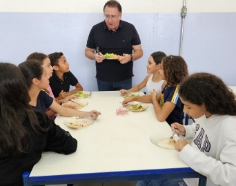 Educação faz apresentação da merenda que será servida em escolas municipais