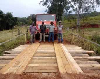 Município recupera pontes localizadas na zona rural