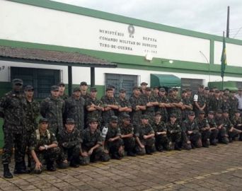 Chefe de Circunscrição Militar visita Tiro de Guerra