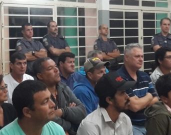 Projeto discute segurança com moradores do campo